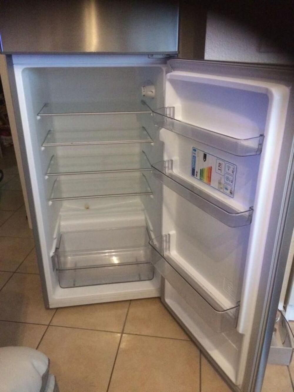 Frigo far avec cong&eacute;lateur Electroménager