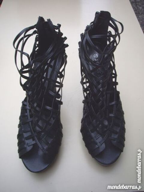 Escarpins Noir  talons 12 cm pt 40-neuves 12 Bouxwiller (67)