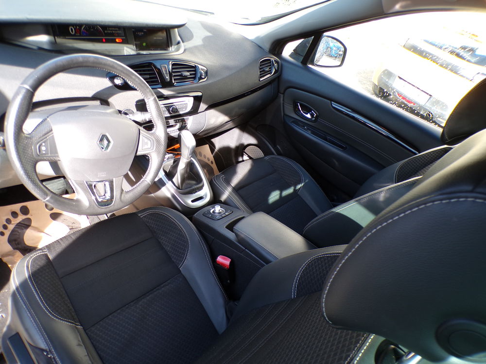 Sc&eacute;nic III Scenic dCi 110 Zen EDC 2015 occasion 42300 Roanne
