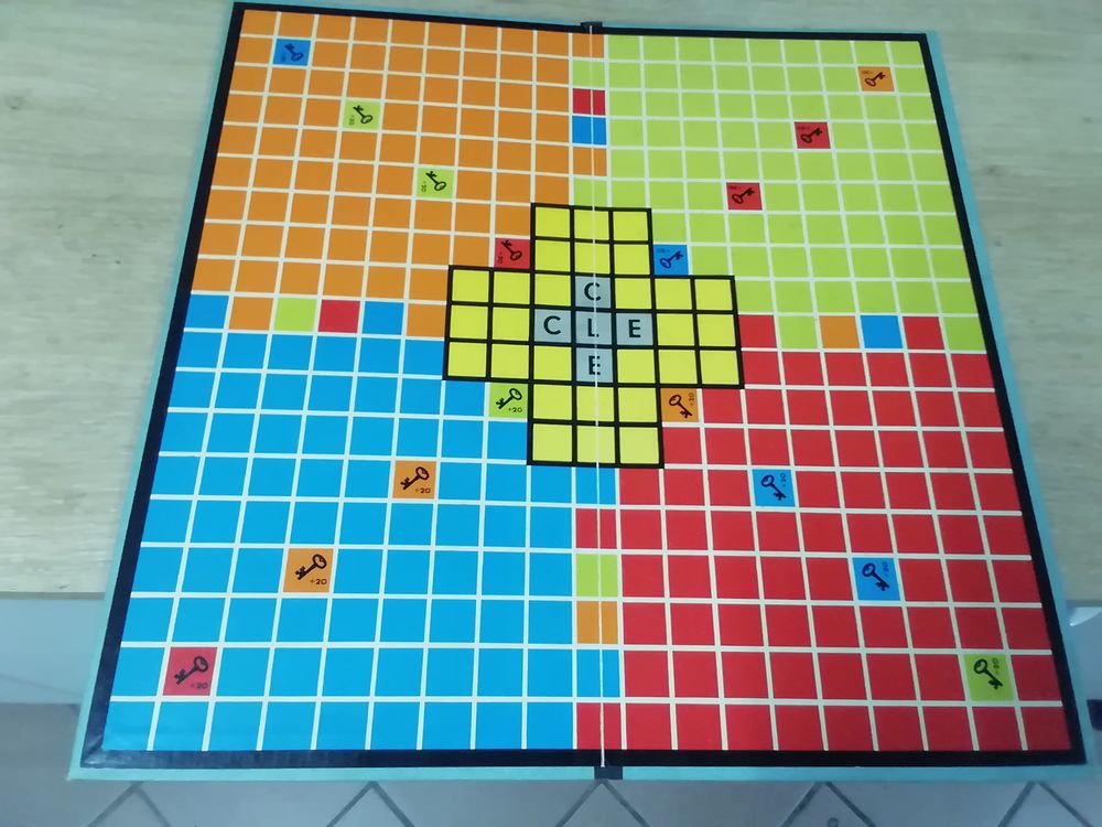 Jeu de mots crois&eacute;s LA CL&Eacute; Jeux / jouets