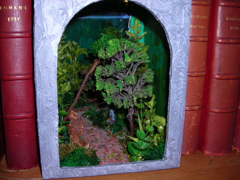 Book Nook Chemin forestier 13 Lens (62)