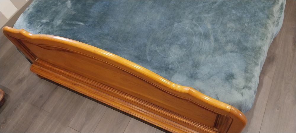 Chambre &agrave; coucher Merisier Meubles