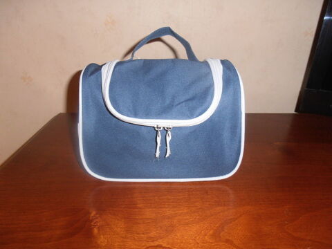 Trousse ray�e (42) 5 Tours (37)