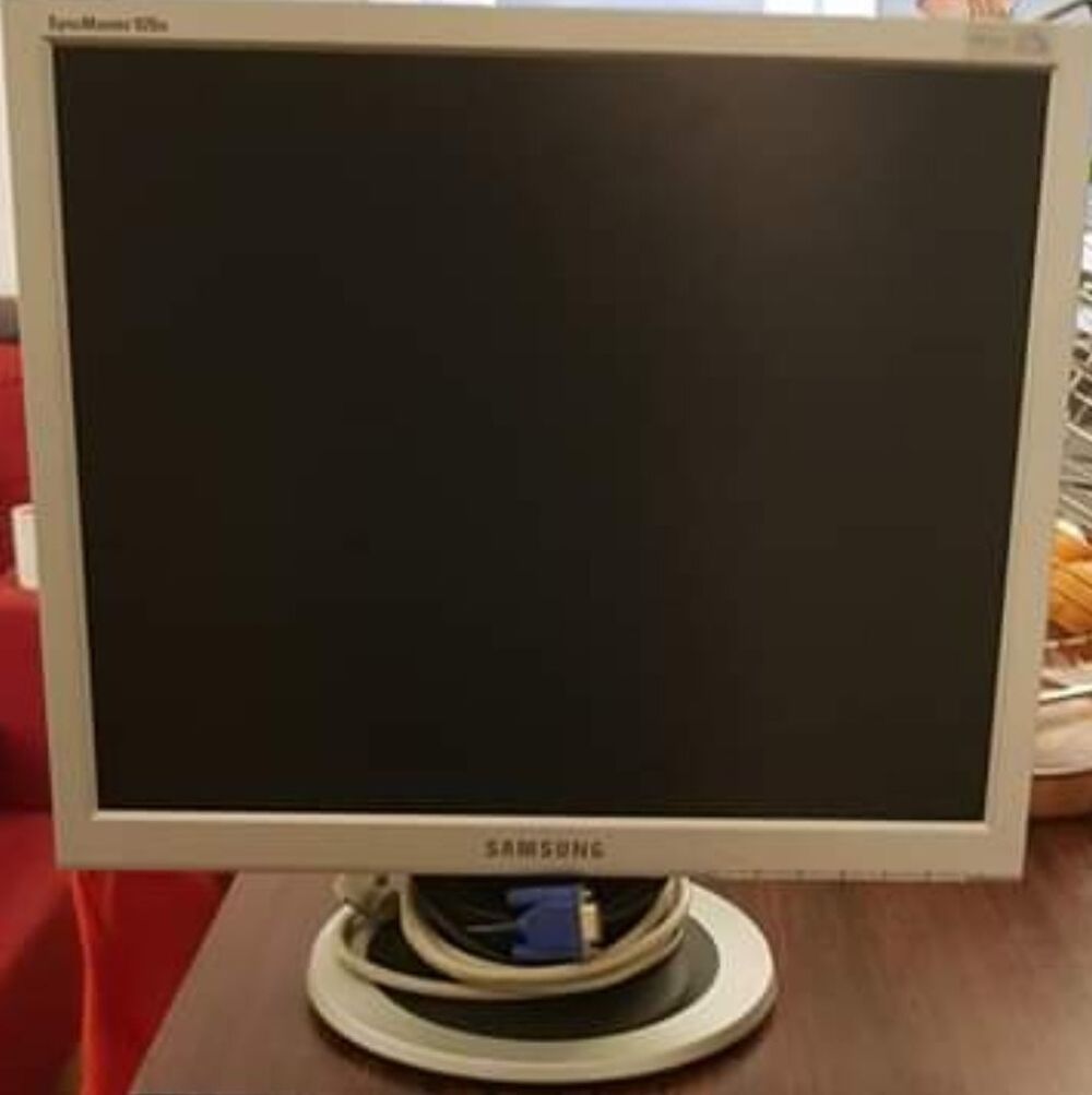&Eacute;cran de pc Matériel informatique