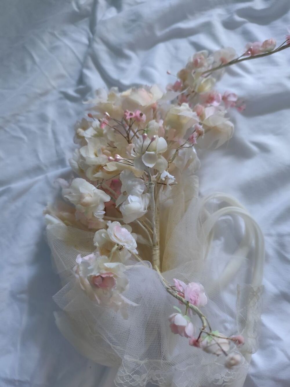 jolie robe de mari&eacute;e Vêtements