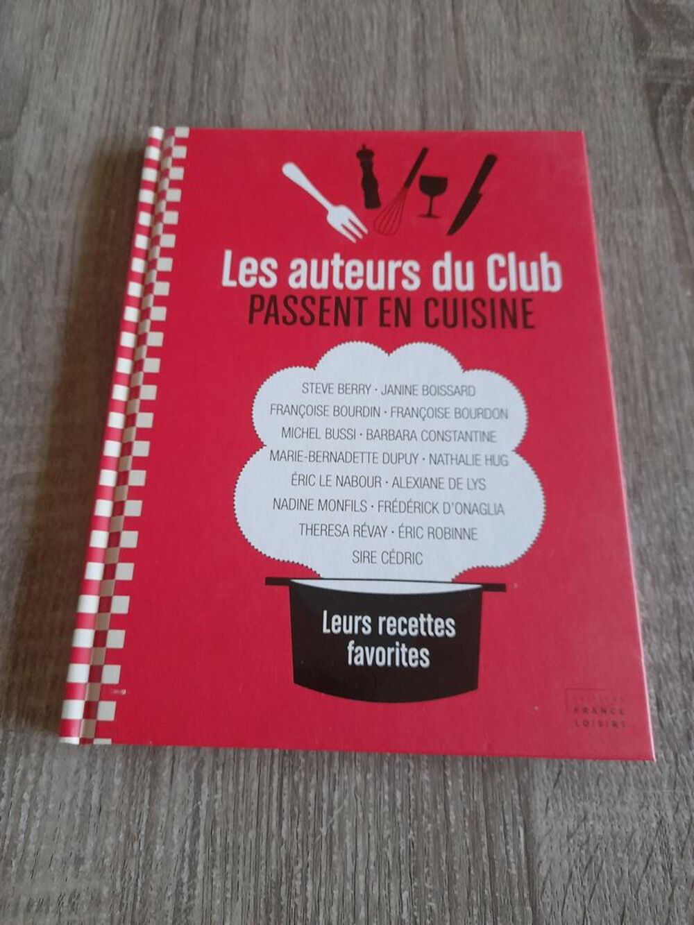 Les auteurs du Club passent en cuisine Livres et BD