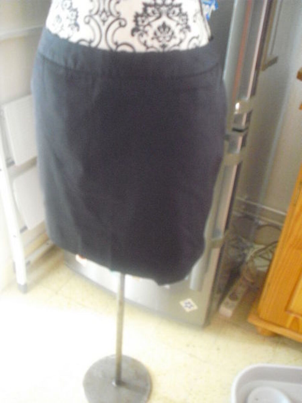 JUPE asym&eacute;trique noire zipp&eacute; NEUVE &eacute;tiquett&eacute;e LA CITY T 38 Vêtements
