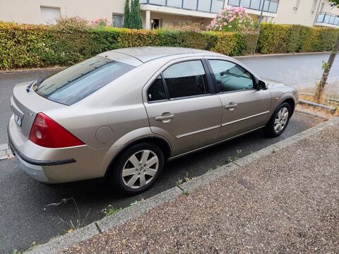 Ford mondeo 2.0 DI - 115 Ghia