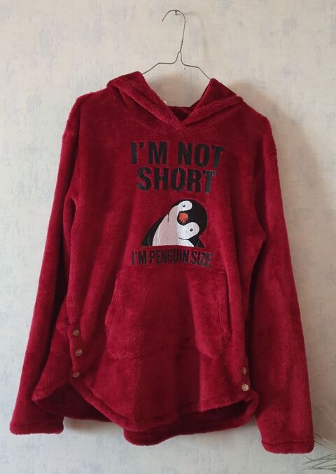 Sweat polaire rouge tout doux - L 10 Limoges (87)