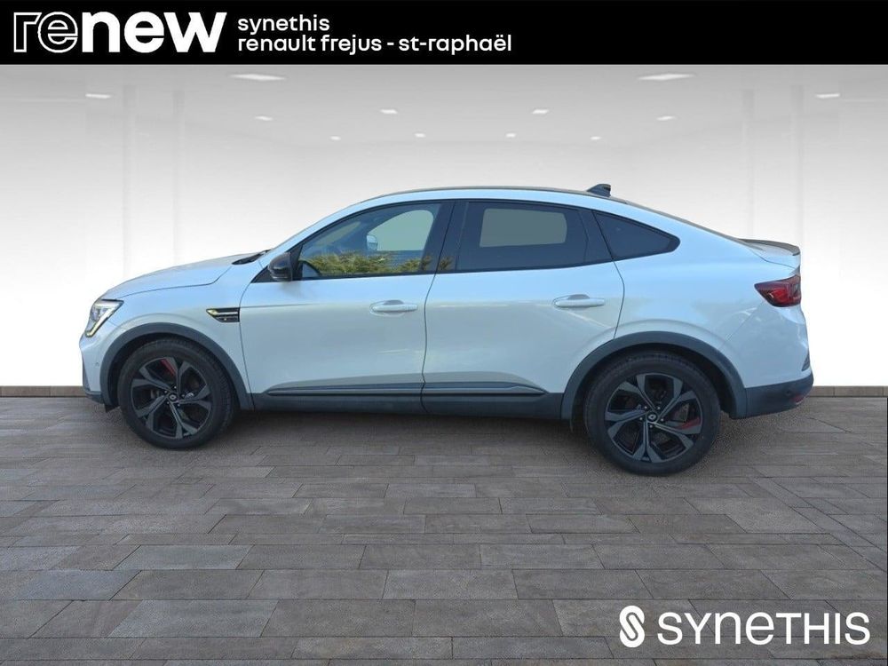 Arkana E-Tech hybride 145 R.S. Line Fast Track 2022 occasion 83600 Fr&eacute;jus