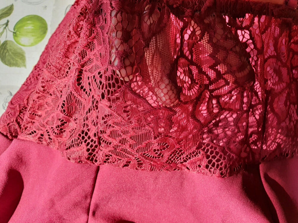 Robe fine bretelles ?
44
fashion private company Vêtements