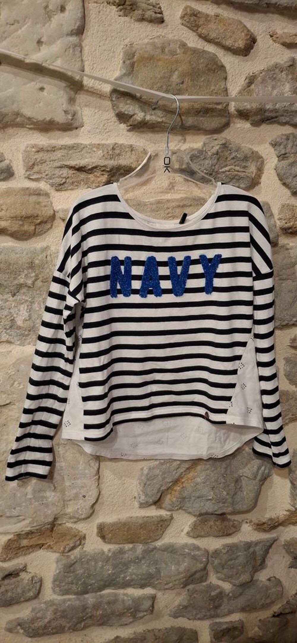 Tee-shirt manches longues blanc ray&eacute; noir marque Ikks taille Vêtements enfants