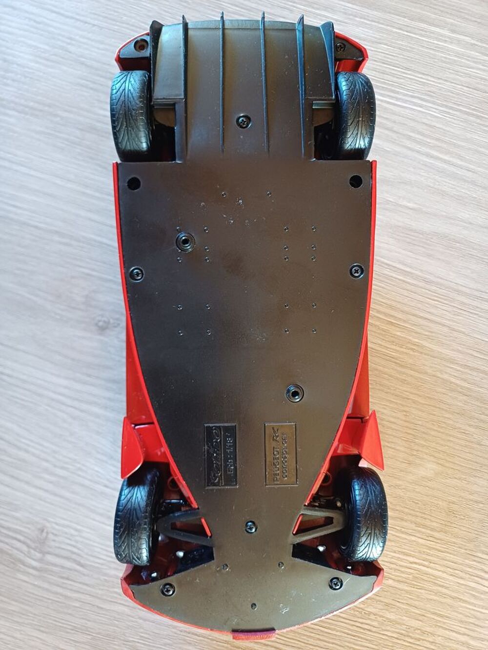 Peugeot RC marque Solido 1/18eme en metal 