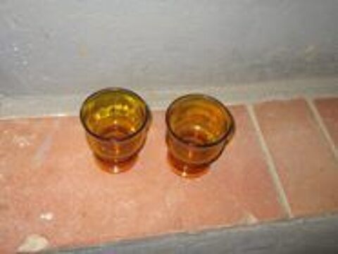 Deux verres � pernod - coloris jaune fum� vintage 0 M�rignies (59)