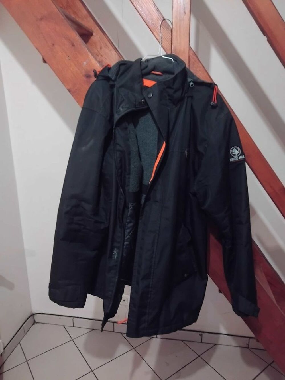 blouson Tex L avec capuche noire Vêtements