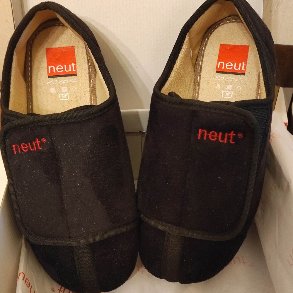 Chaussons pour personnes &acirc;g&eacute;es NEUT Chaussures