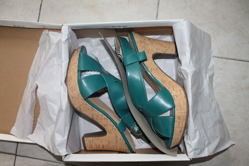 Sandale++plateforme++&eacute;meraude Chaussures
