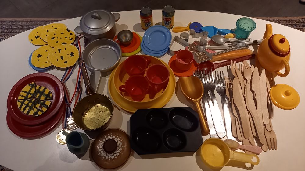 Ustensiles pour cuisini&egrave;re enfant
Jeux / jouets