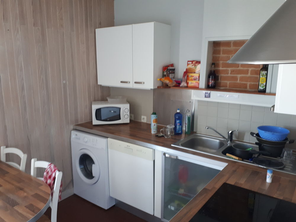 Location Appartement Une ou des Chambres en colocation Rez