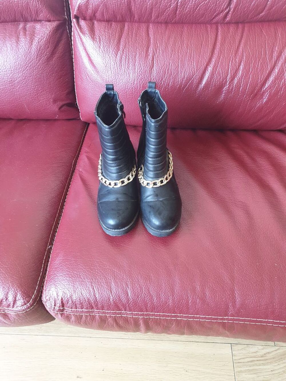 Grosse chaussures noir a la mode neuve Chaussures