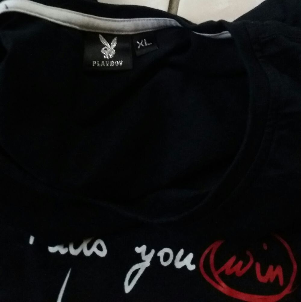 Tee shirt noir - big tee shirt Playboy Original neuf T 42 Vêtements
