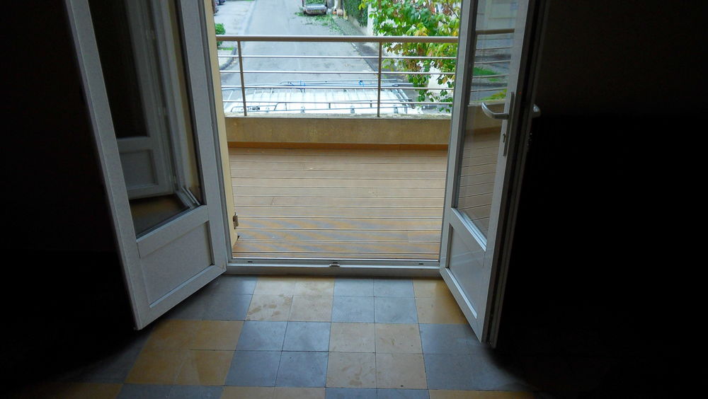 Location Appartement Confortable P3 rénové + garage fermé au calme d'une impasse Avignon