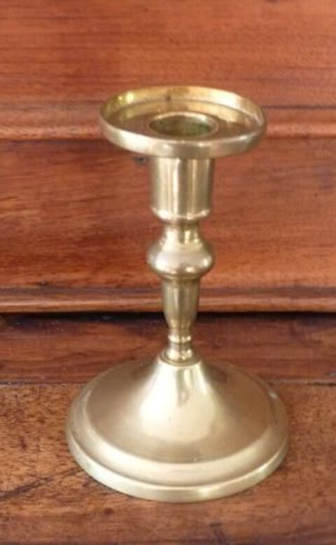 Bougeoir laiton de 13 cm de hauteur Saint-Philippe-du-Seignal (33)