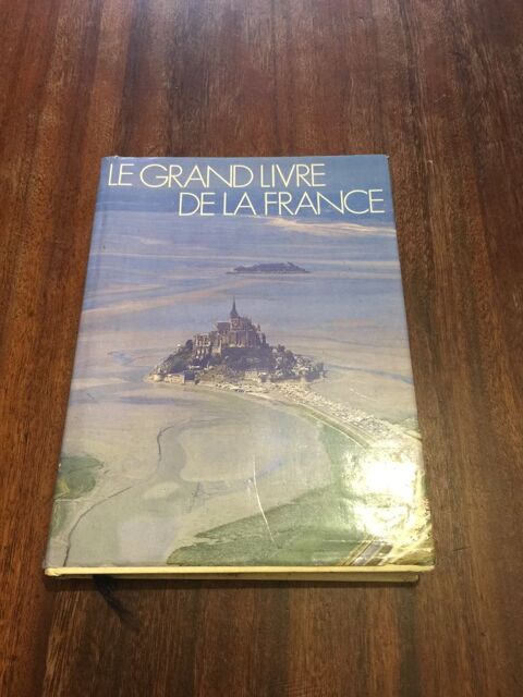Live   Le grand livre de la france   3 Saleilles (66)