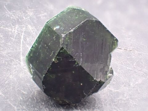 Uvite verte ( Tourmaline) District de Brumado , Bahia 30 Bertrichamps (54)