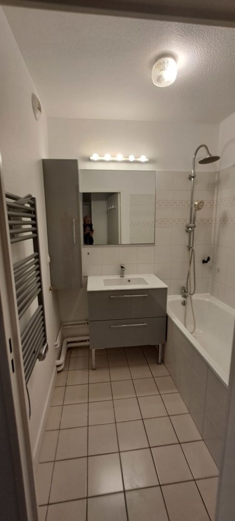 Location Appartement T2 rdc avec jardin privatif secteur Bajatiere Grenoble