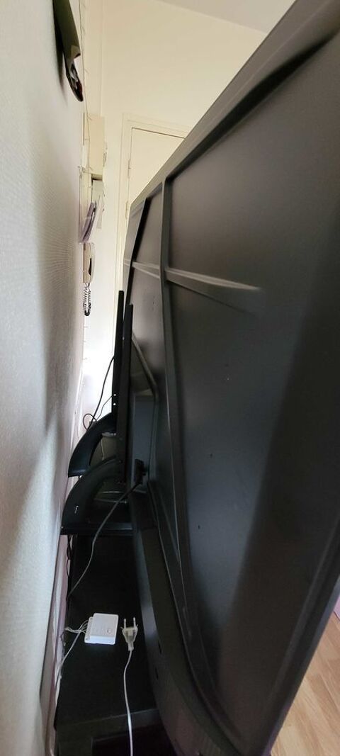 tv tcl 140 cm connecté 260 Tours (37)