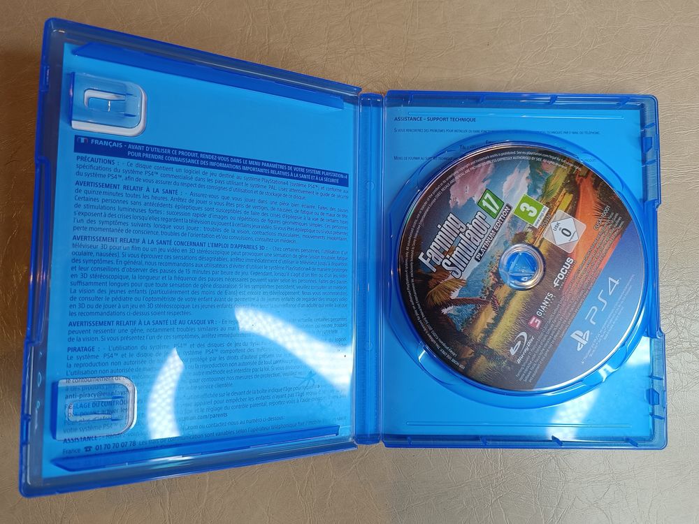 Jeux PS4 Farming Simulator 17 +3 Playstation 4 FR Platinum e Consoles et jeux vidos