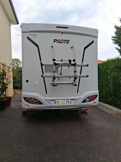 PILOTE Camping car 2021 occasion Confolens 16500