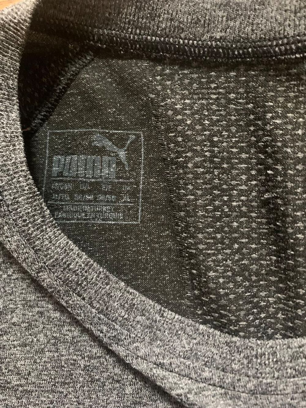 Tee Shirt homme " Puma " Vêtements