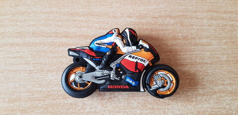 Cl� usb 8gb fantaisie moto sport honda cbr repsol 6 Carnon Plage (34)