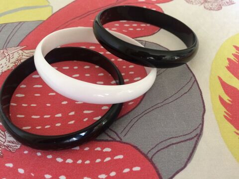 Bracelets coordonns sixties blanc et noir
3 Montpellier (34)