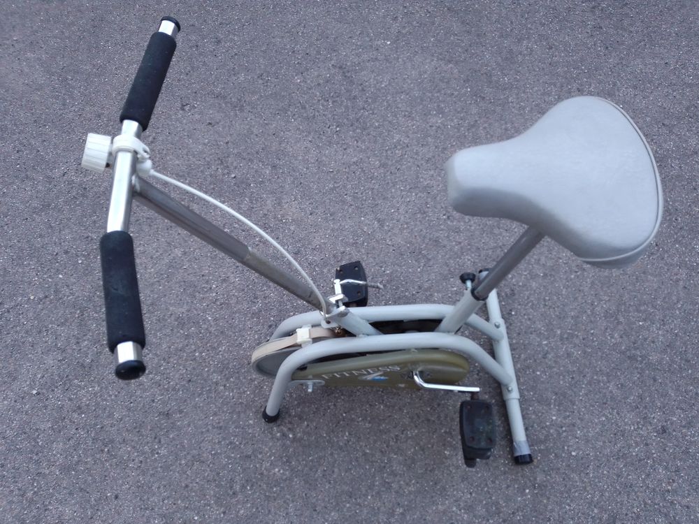 V&eacute;lo d'appartement FITNESS club . Vélos