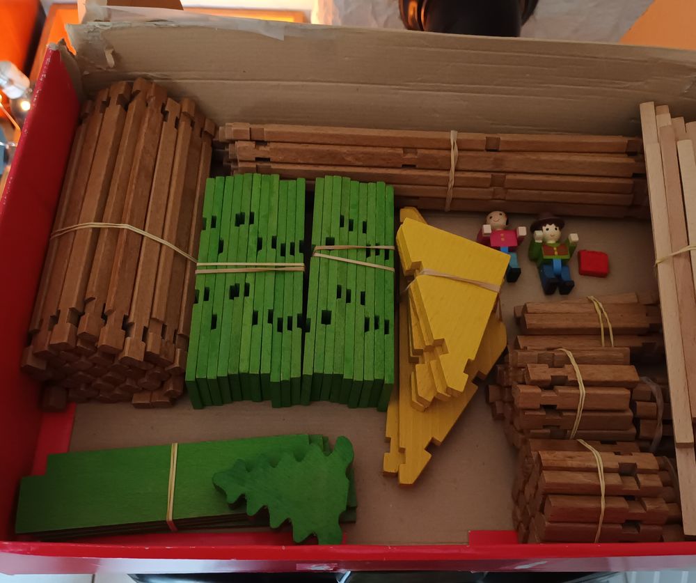 chalet en bois Jeux / jouets