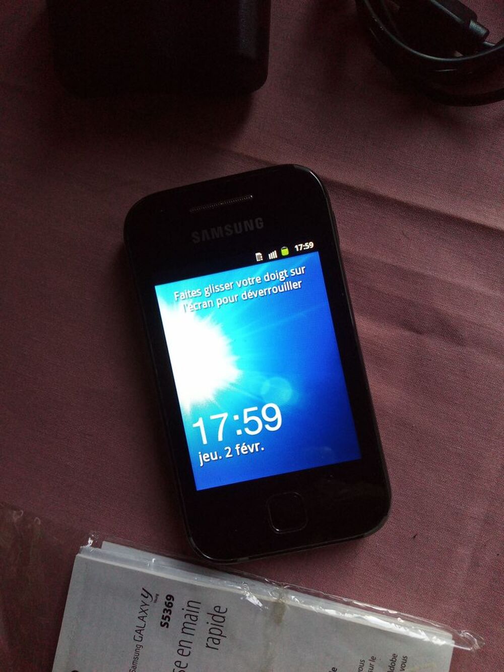 T&eacute;l&eacute;phone mobile Samsung.
Tlphones et tablettes