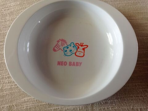 B�b� assiettes lot NEO BABY  X 2 5 Palaiseau (91)