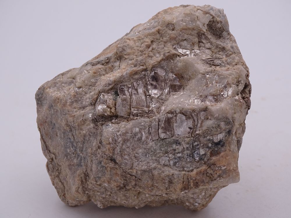 Mica , Barrage de Malpasset , Fr&eacute;jus , Var , France 481gr 