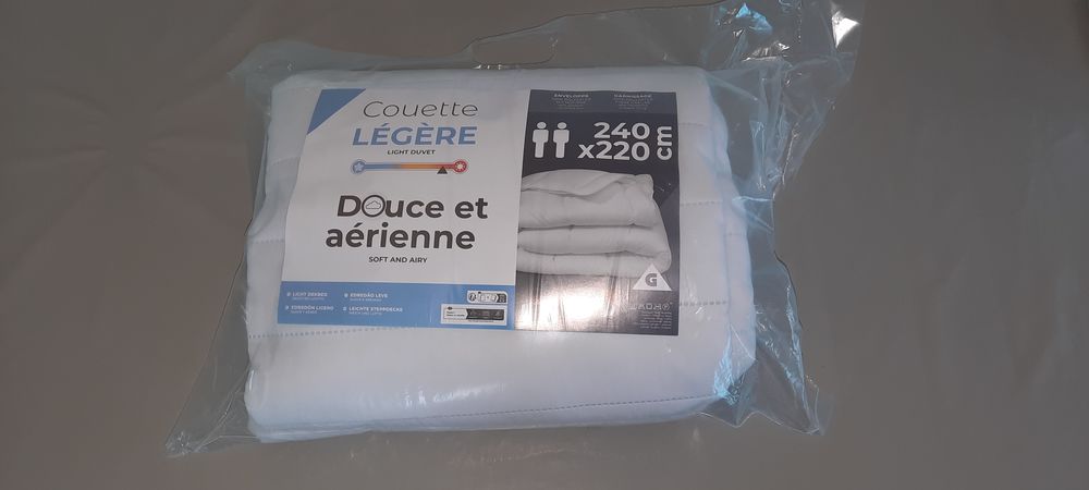 Couettes 240x220 Vêtements