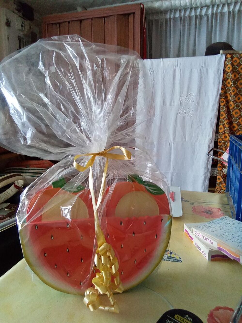 PORTE SERVIETTE AVEC 4 SOUS VERRES Décoration