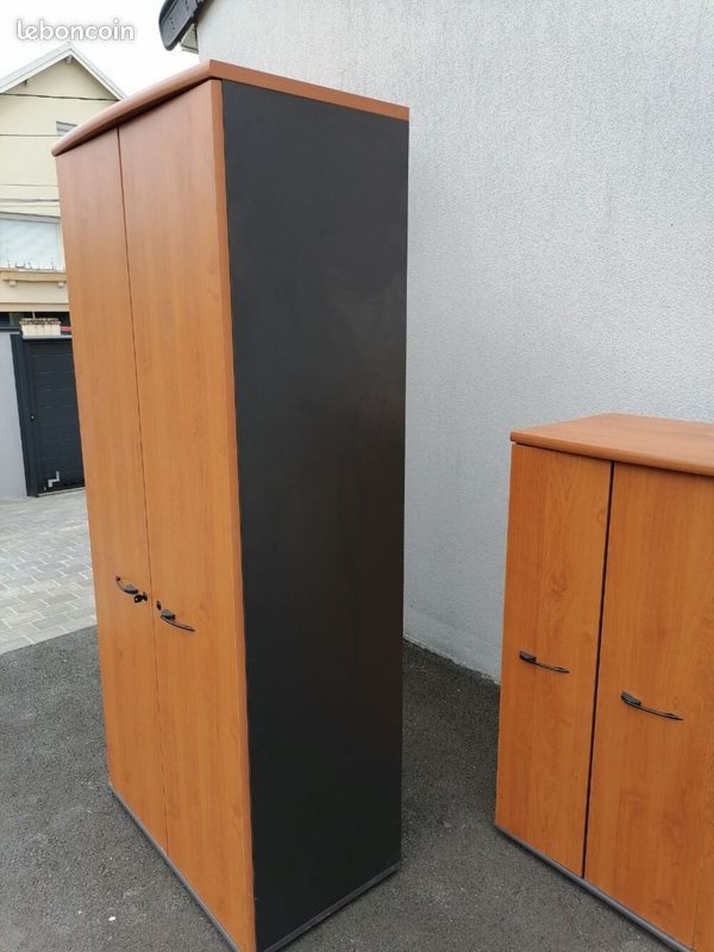 Armoire pour bureau ou chambre
Meubles