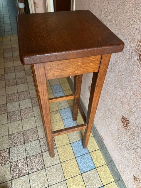 guridon carr 10 Beauvais (60)