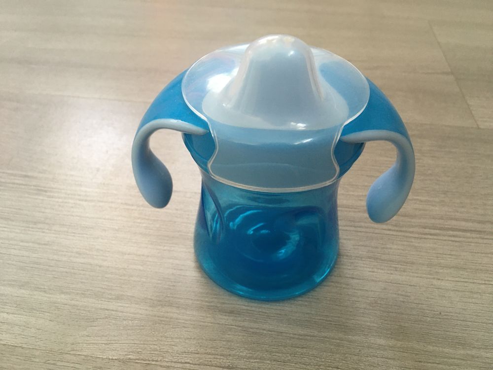 Tasse d'apprentissage &agrave; bec Puriculture