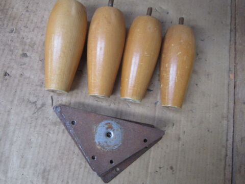 PIED DE LIT 5 Auray (56)