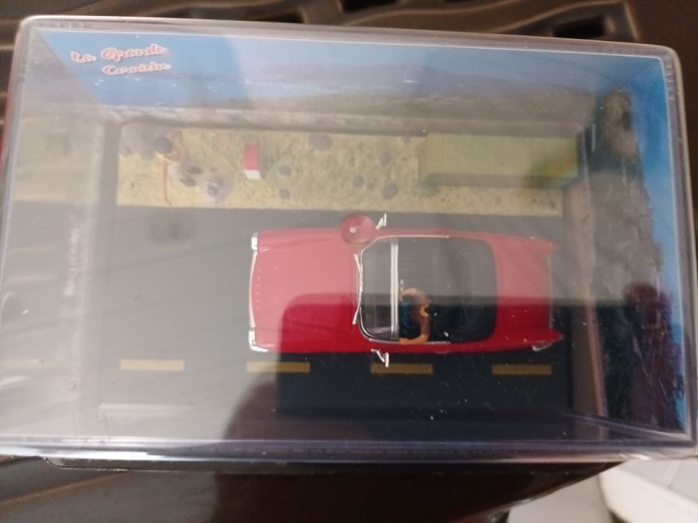 voiture miniature 