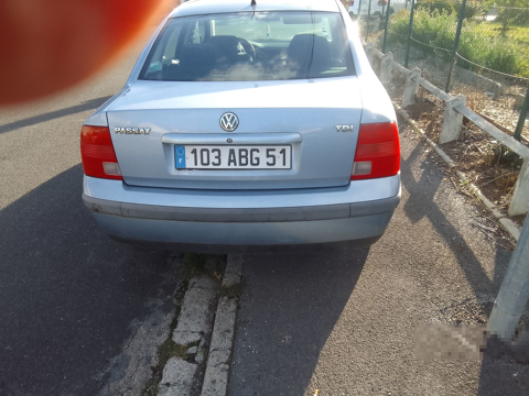 Volkswagen passat 1.9 TDI - 110