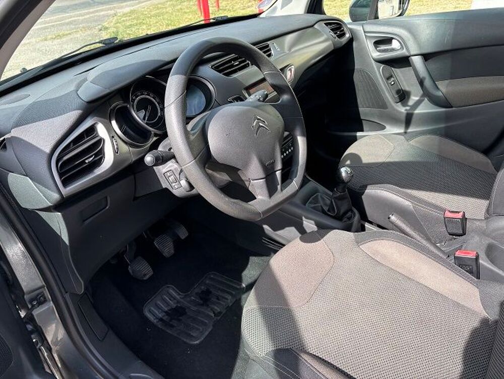 C3 VTi 68 Confort (4 CV) 5 portes clim 2014 occasion 78540 Vernouillet